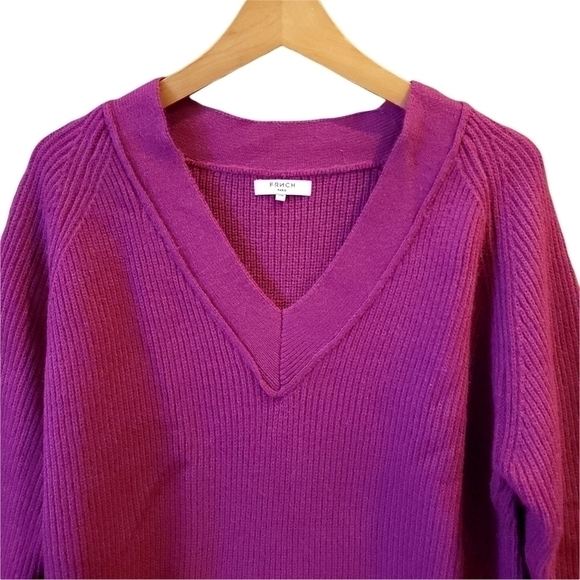 𝅺NEW Frnch Wine V-Neck Sweater - Picture 4 of 8